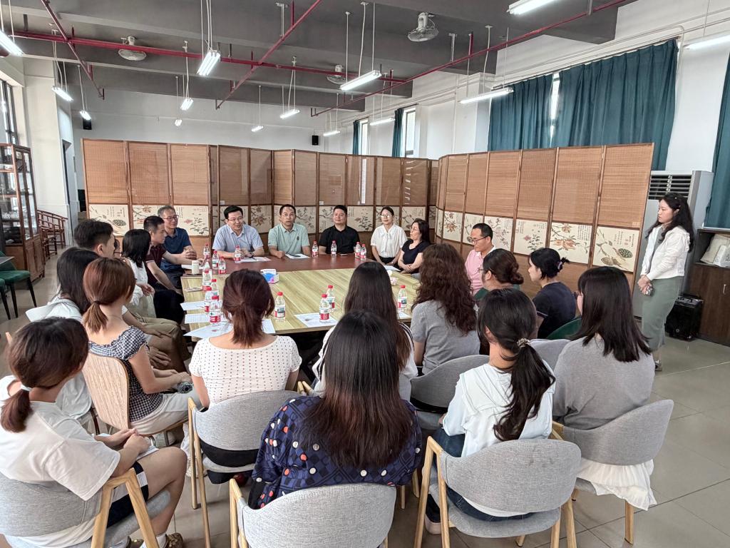 管理学院举行2026级研究生新生见面会